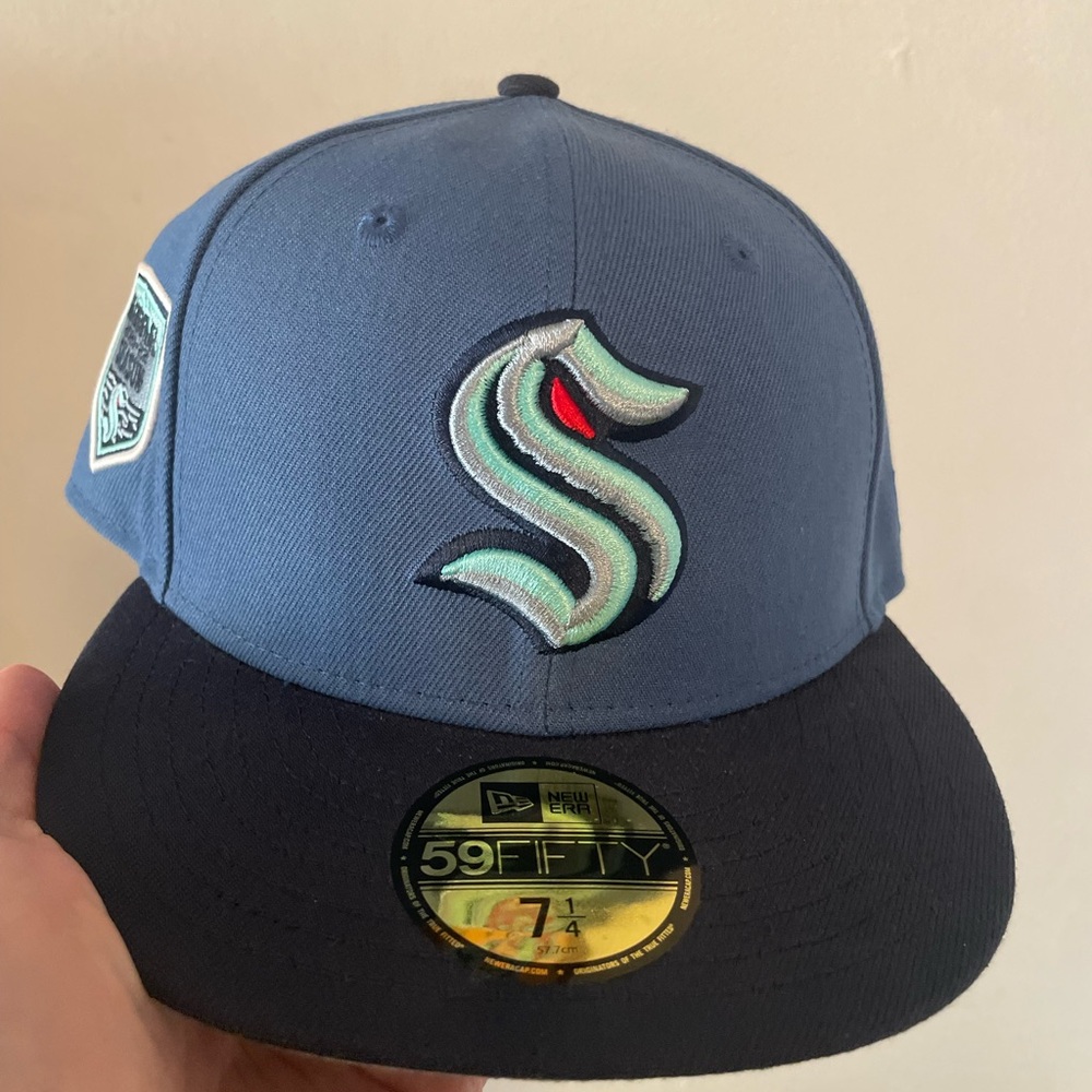 Hat club Seattle kraken 2021 Inaugural season size 7 1/4 brand new